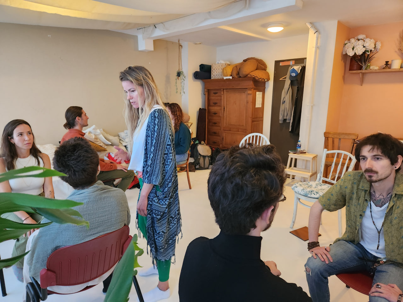 Thrive-Culture Feedback & Coaching — Space Holder Training in practice