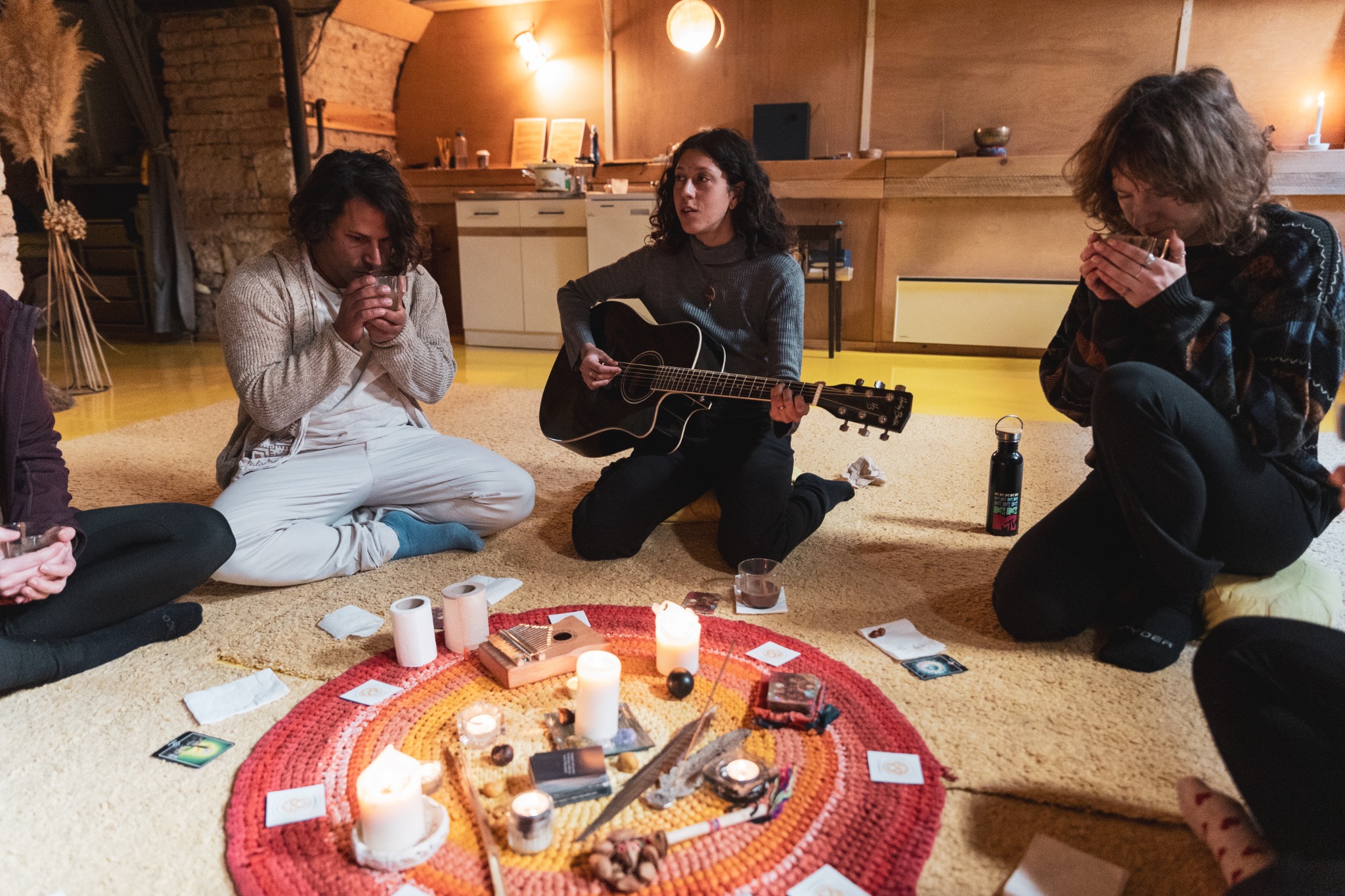 Intimacy Café — Space Holder Training in practice